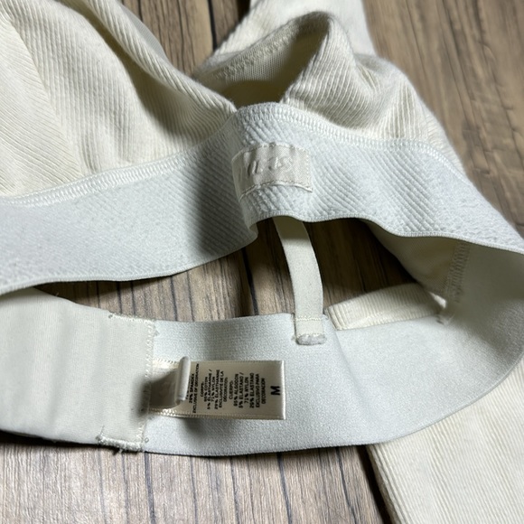 Skims cotton bralette and shorts set - Picture 3 of 3